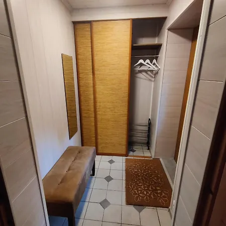 Appartamento Suure Terrassiga Korter Raudteejaama Laehedal *