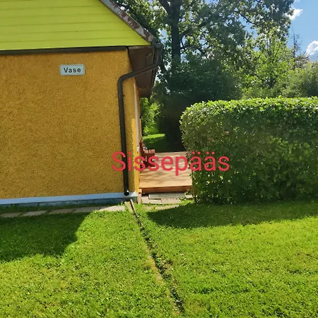 아파트 Suure Terrassiga Korter Raudteejaama Laehedal 빌얀디
